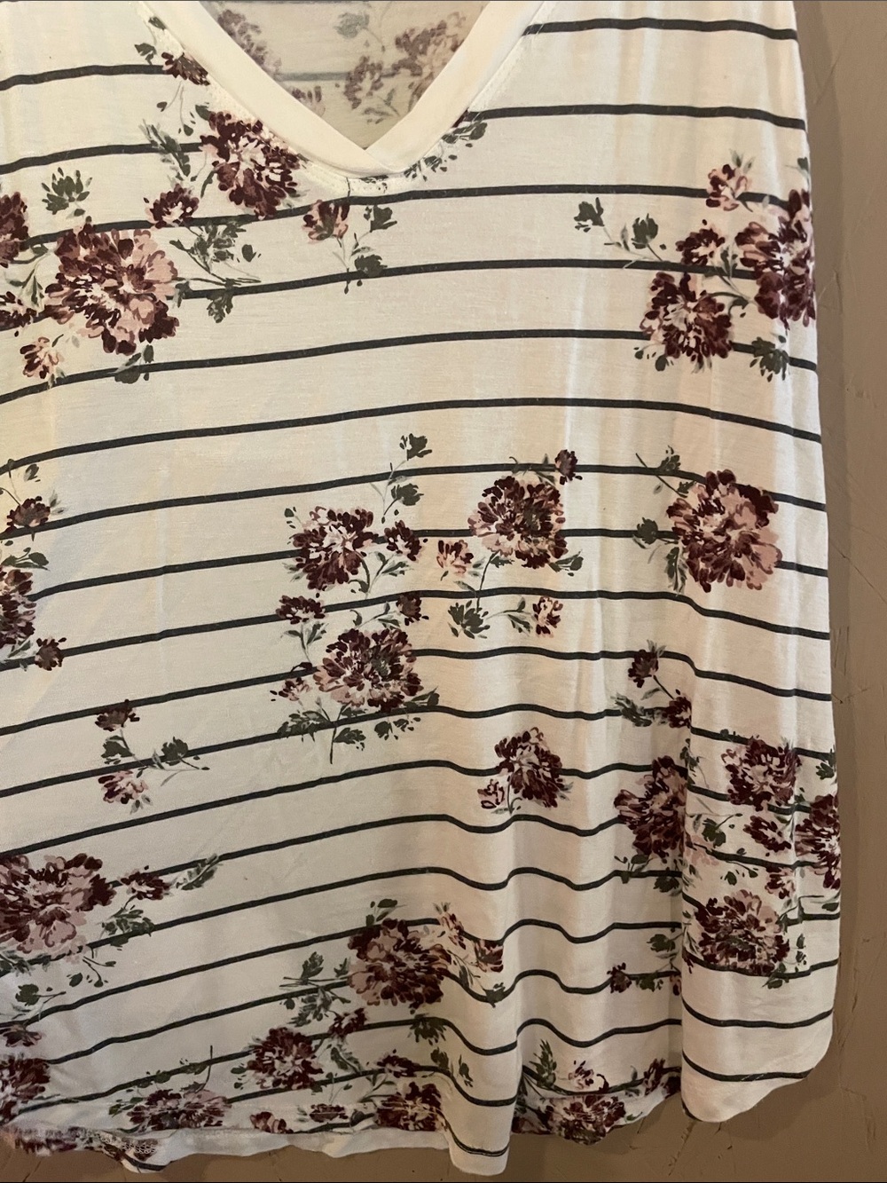 V-Neck Floral Stripe Tank Top - White with Burgundy Floral - Picture 3 of 4